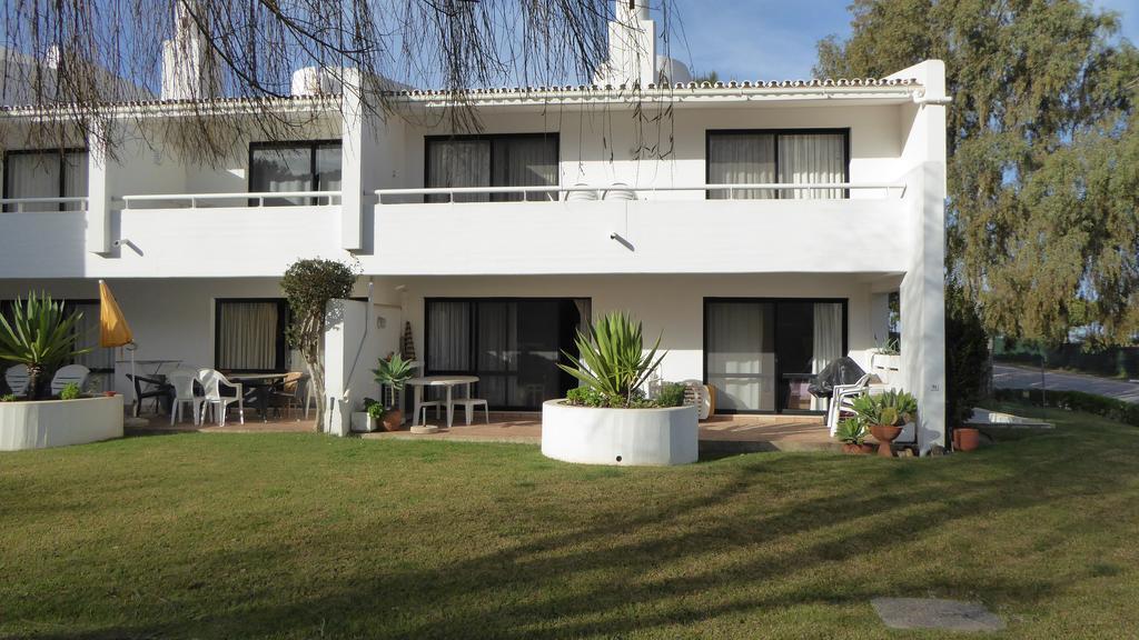 By The Beach Almancil Exterior foto