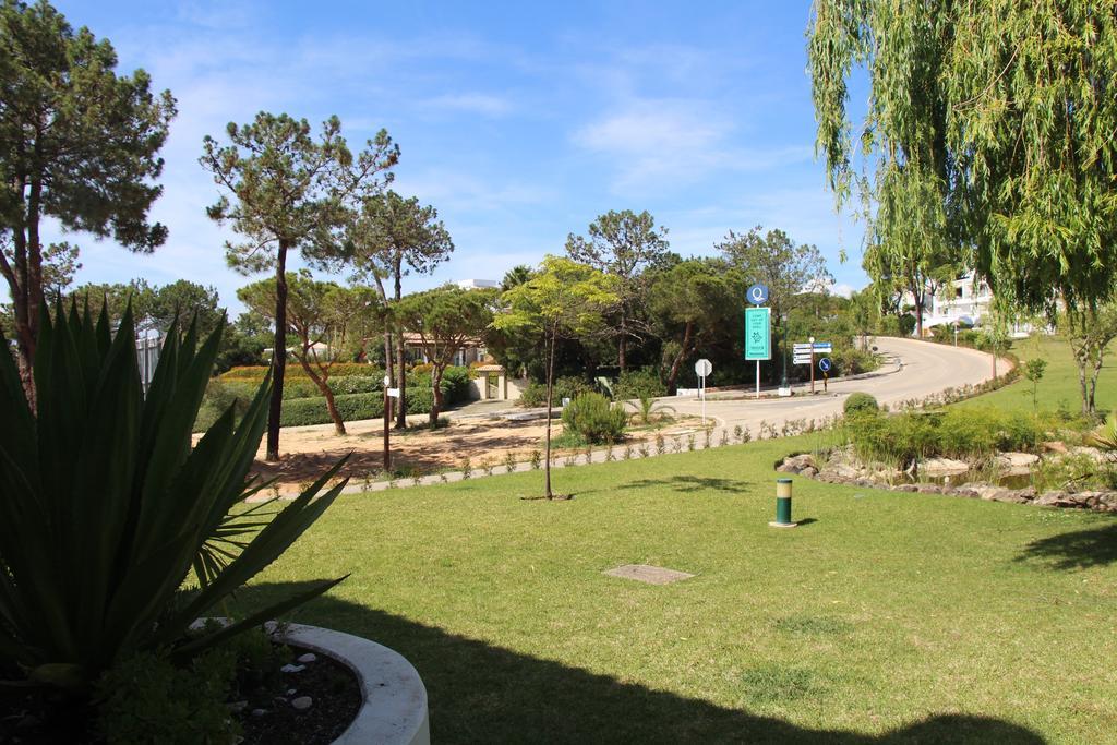 By The Beach Almancil Exterior foto